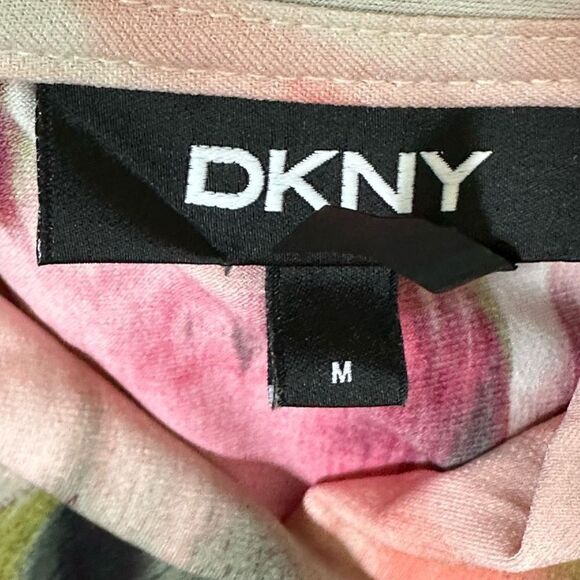 DKNY multicolor V-neck, size M short sleeve blouse  A664 - Picture 3 of 4